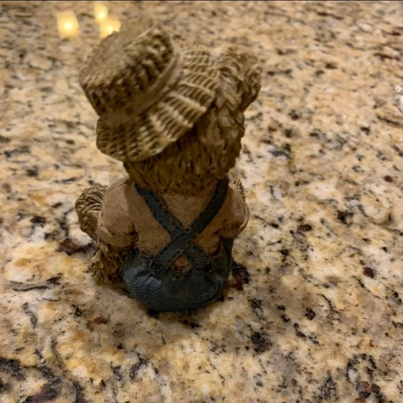 Boyd’s Bears Miniature Figurine - Picture 2 of 2